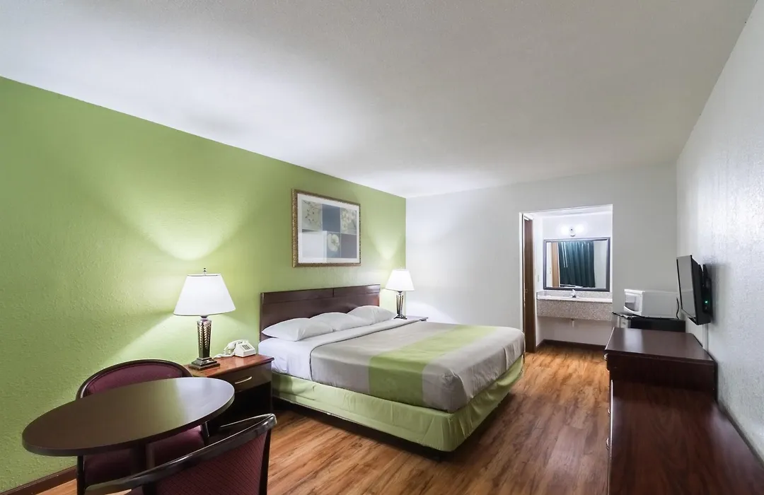 Motel 6-Mattoon, Il-1