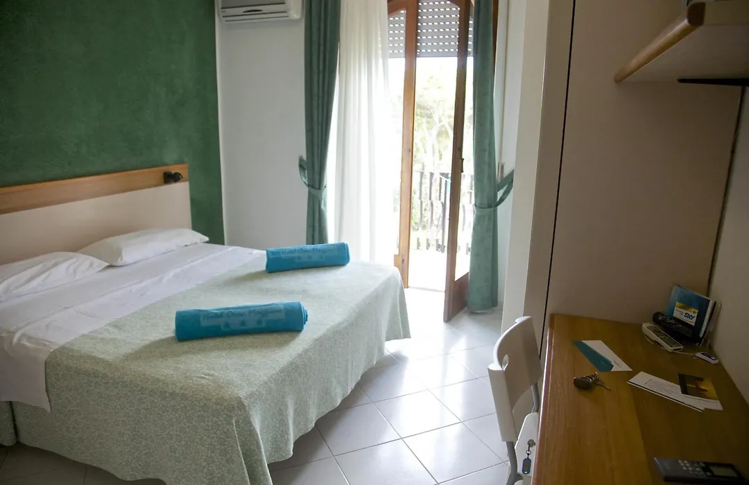 Hotel Orsa Maggiore-1