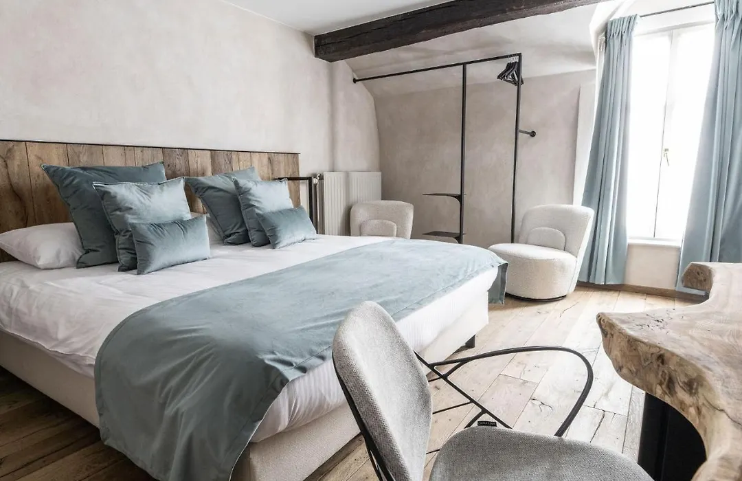 Hotel Lea - Maison Caerdinael-1