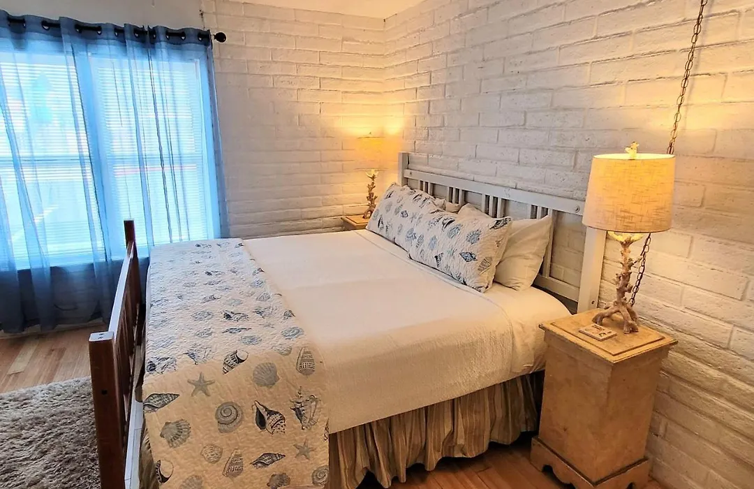 Sea Sands Condominium #103-1