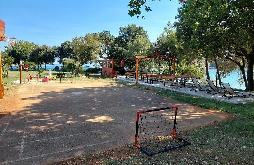 Grand Veles Camp-1