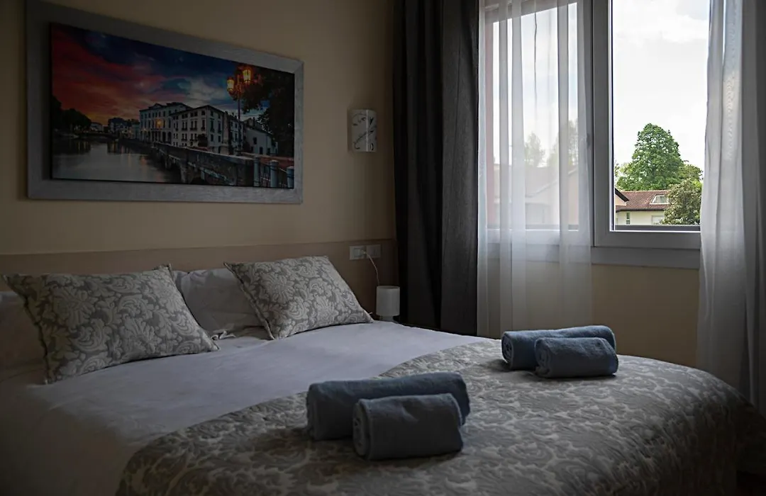 Treviso Rooms-1