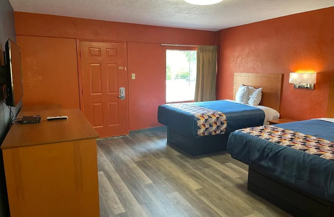 Economy Inn Hot Springs-1