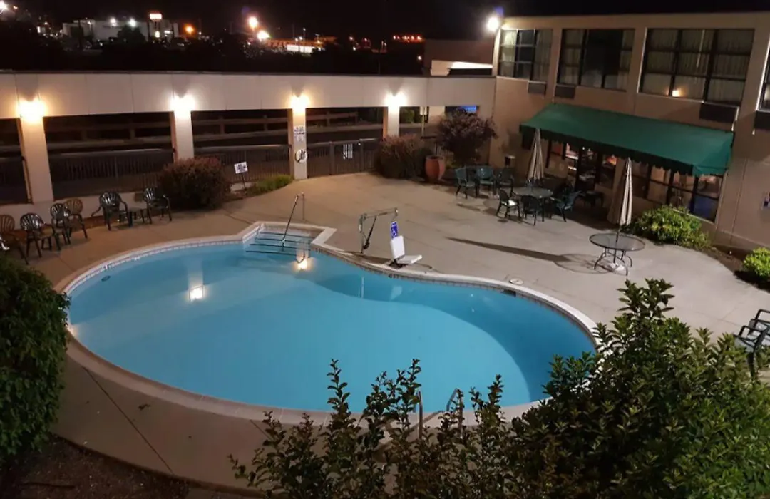 Travelodge By Wyndham Roanoke-1