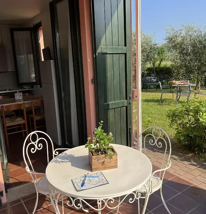 La Romantica Pool And Garden House-1