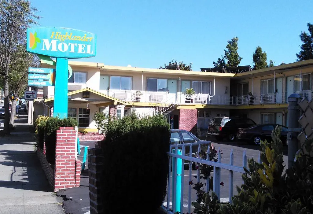 Highlander Motel-1