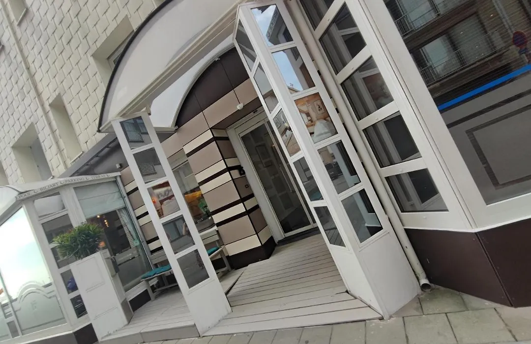 Hotel Glenmore-1
