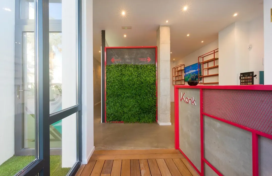 Konk Hostel-1