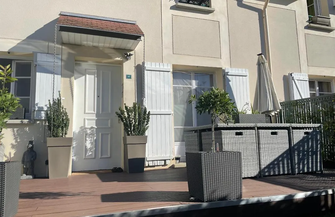 Chambres D'Hotes A Themes A 2,4Km Du Parc-1