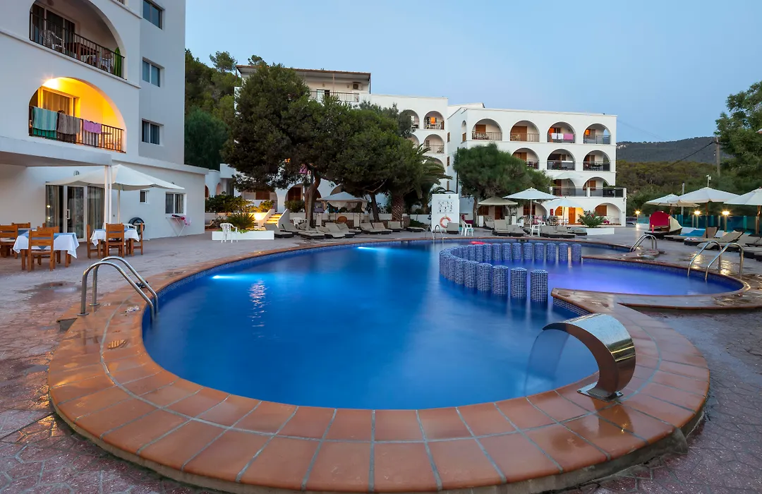 Aparthotel Puerto Cala Vadella-1