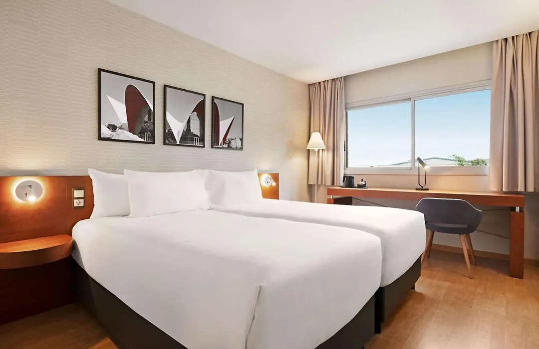 Ramada By Wyndham Valencia Almussafes-1