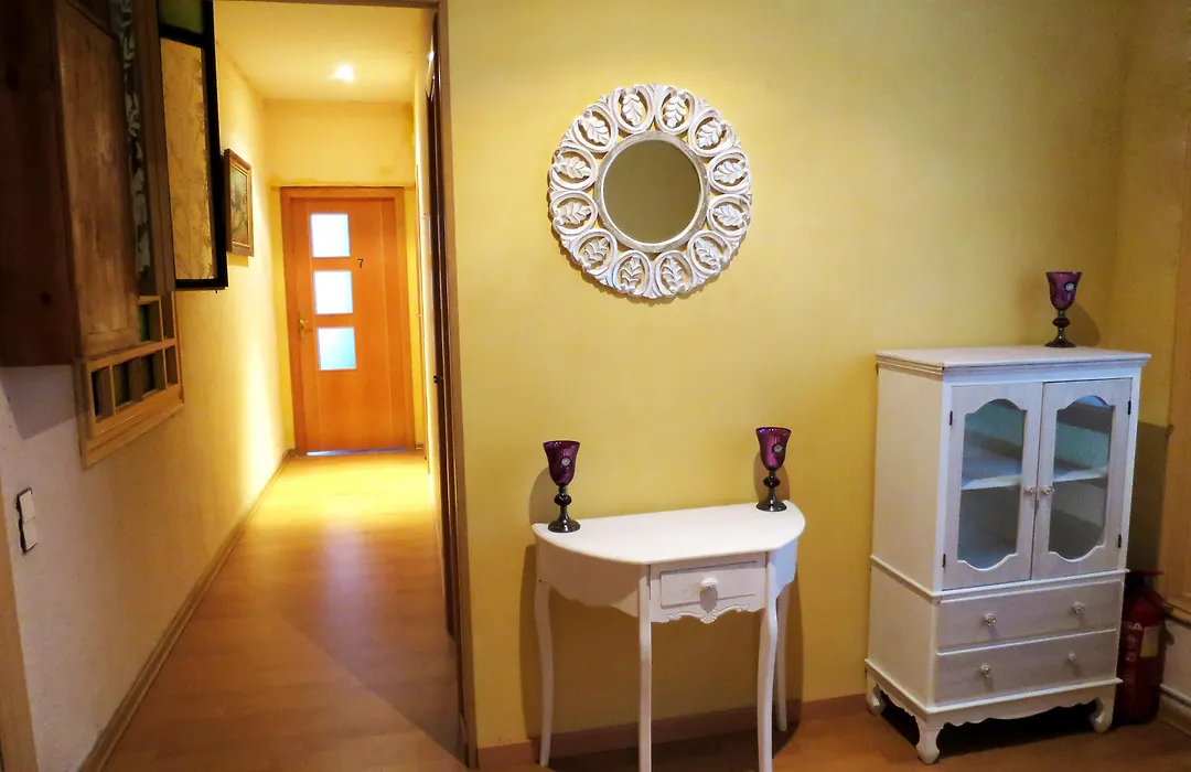 Hostal Balmes Centro-1