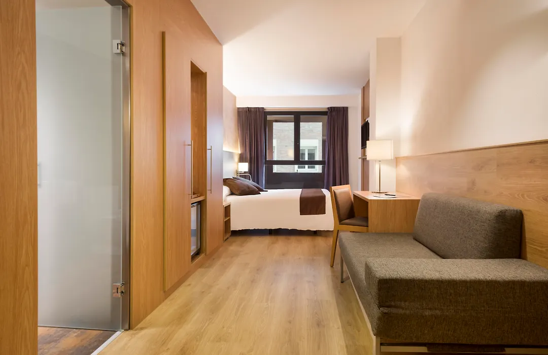 Hotel Acta Azul Barcelona-1