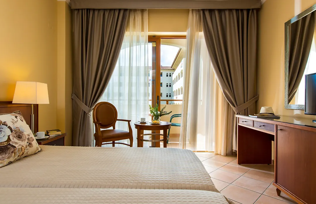 Theartemis Palace-1
