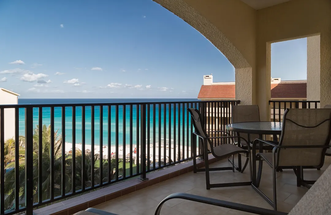 The Royal Islander - An All Suites Resort-1