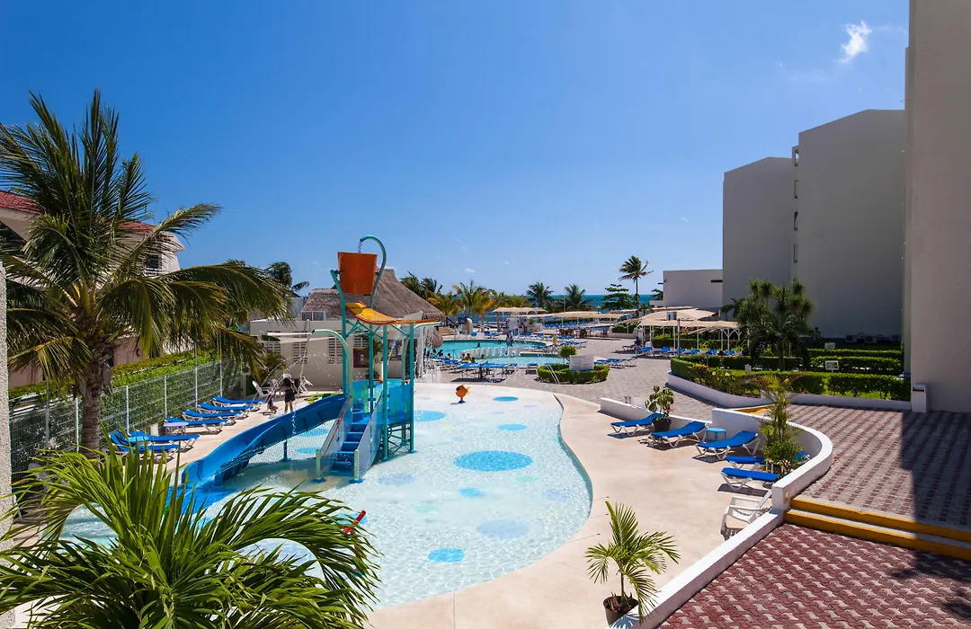 Aquamarina Beach Hotel-1