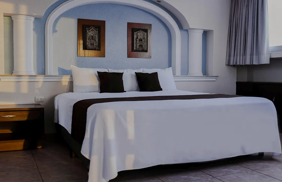 Hotel Los Aluxes-1