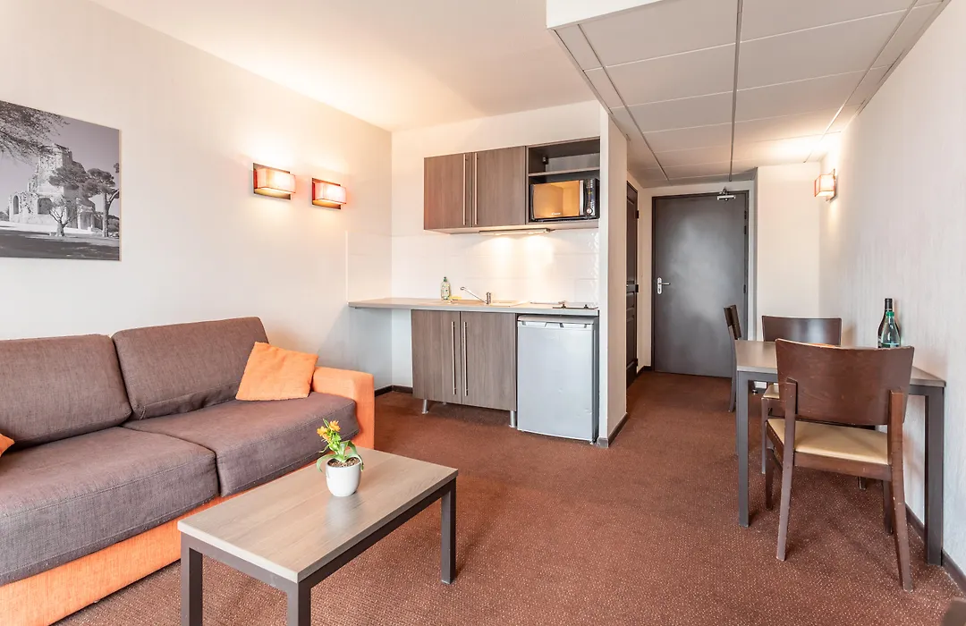 Comfort Aparthotel Nimes Centre-1