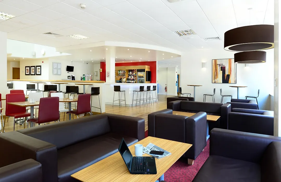 Travelodge London Central City Road-1