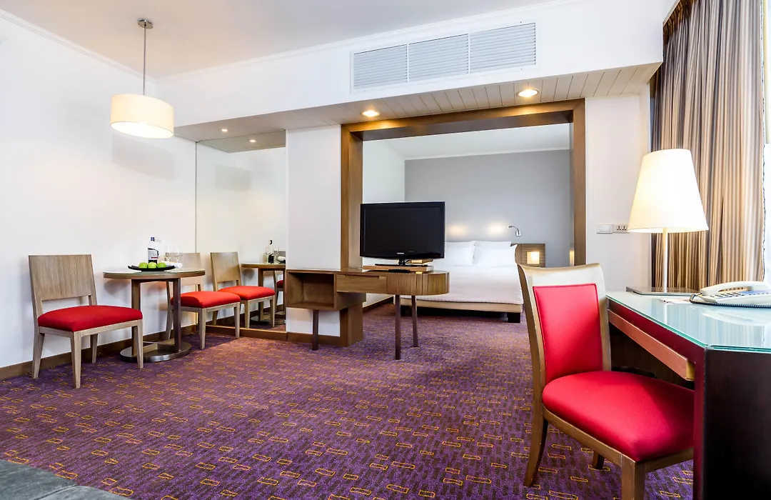 Novotel Bangkok On Siam Square-1