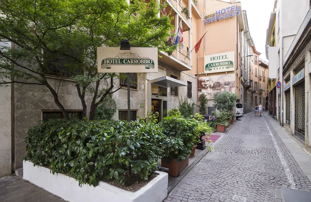 Hotel Carrobbio-1