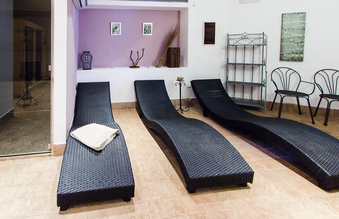 Hotel Li Graniti-1