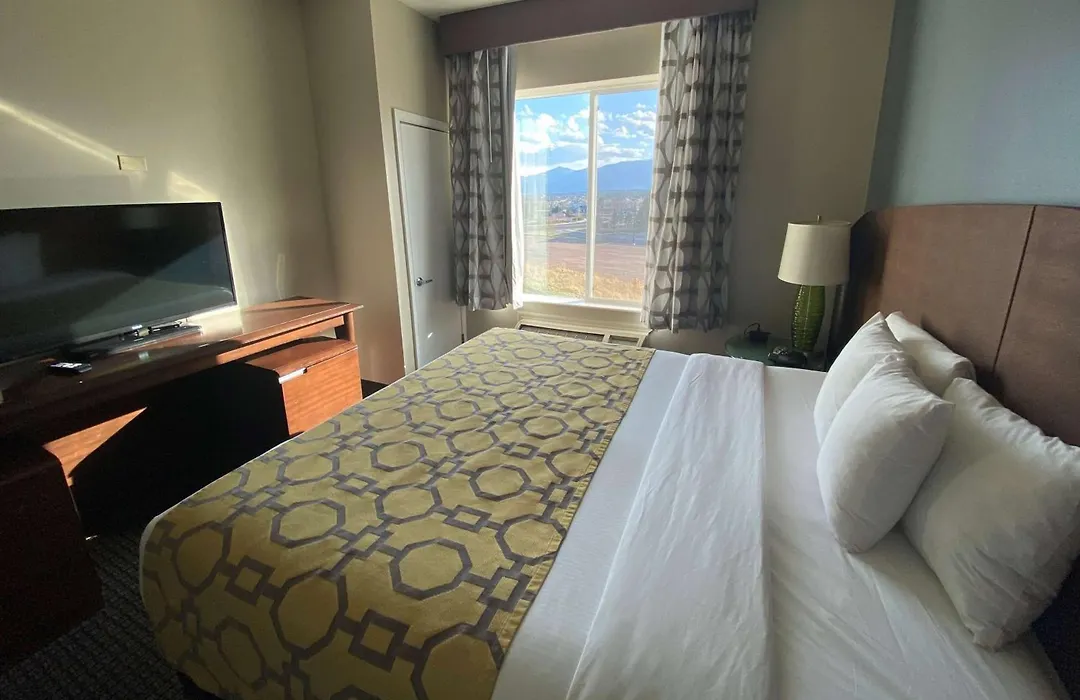 Baymont By Wyndham Colorado Springs-1