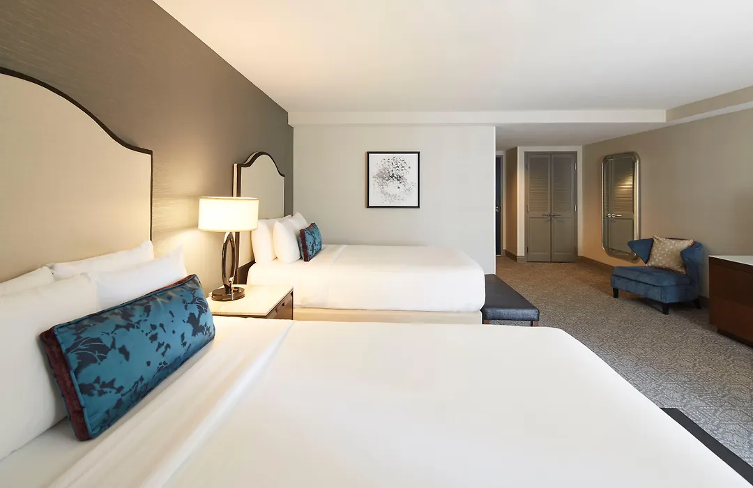 Intercontinental Chicago Magnificent Mile By Ihg-1