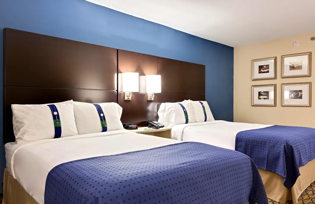 Holiday Inn & Suites Atlanta Airport North By Ihg-1