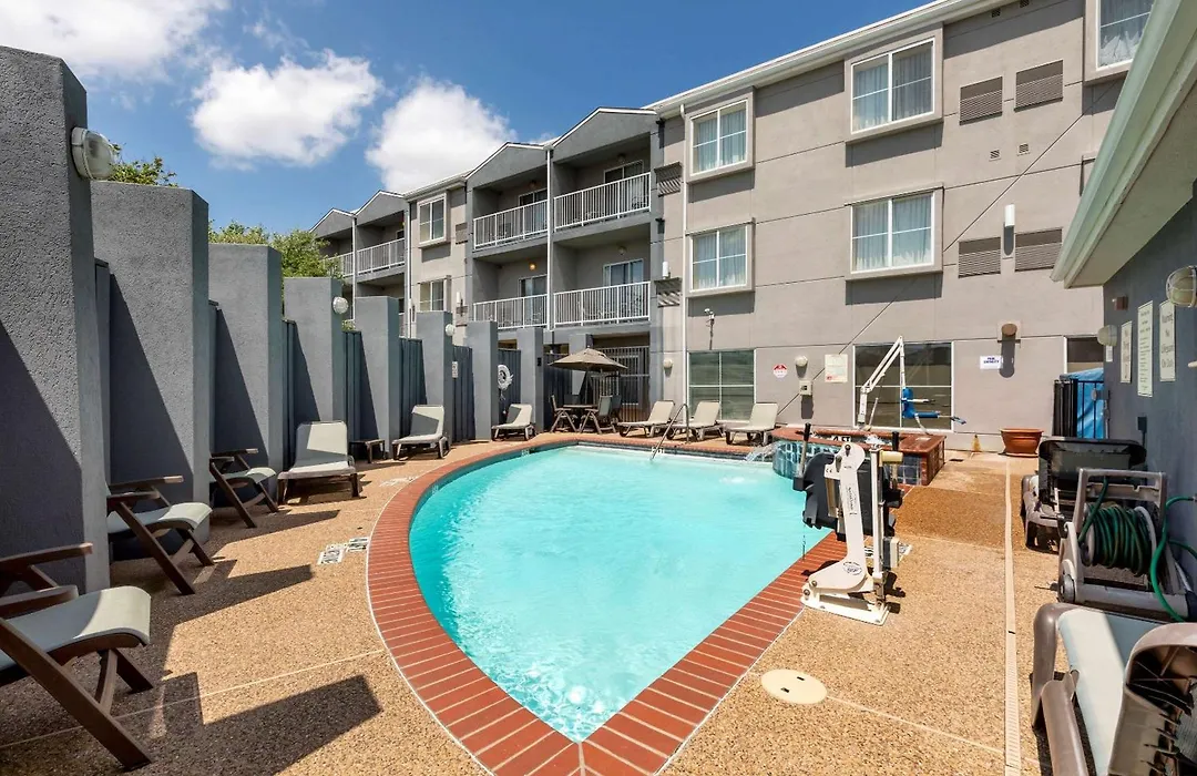 Comfort Suites Dfw Airport-1
