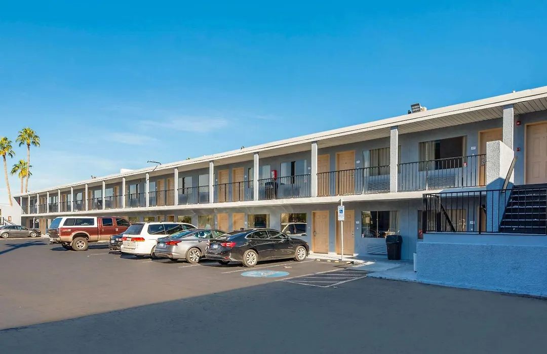 Econo Lodge Phoenix North I-17-1