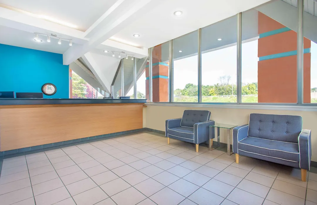 Howard Johnson By Wyndham Harrisburg-1