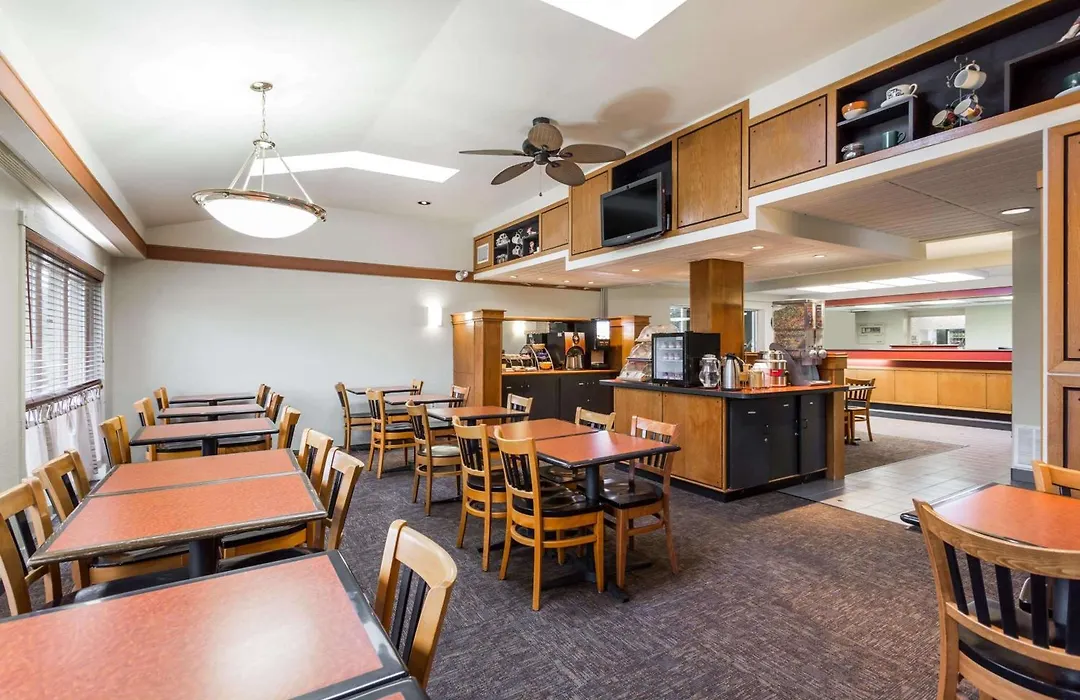 Days Inn By Wyndham Harrisburg North-1