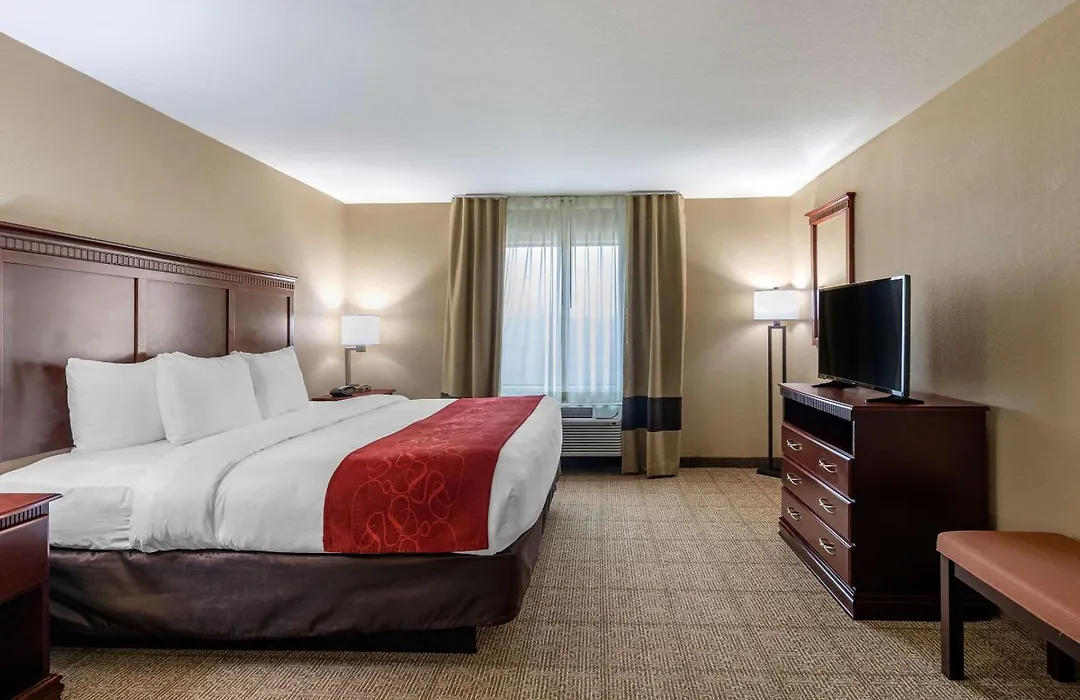 Comfort Suites Ennis-1
