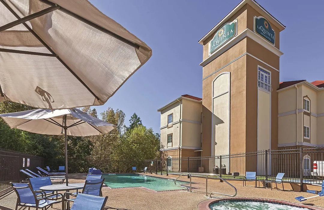 La Quinta By Wyndham Palestine-1