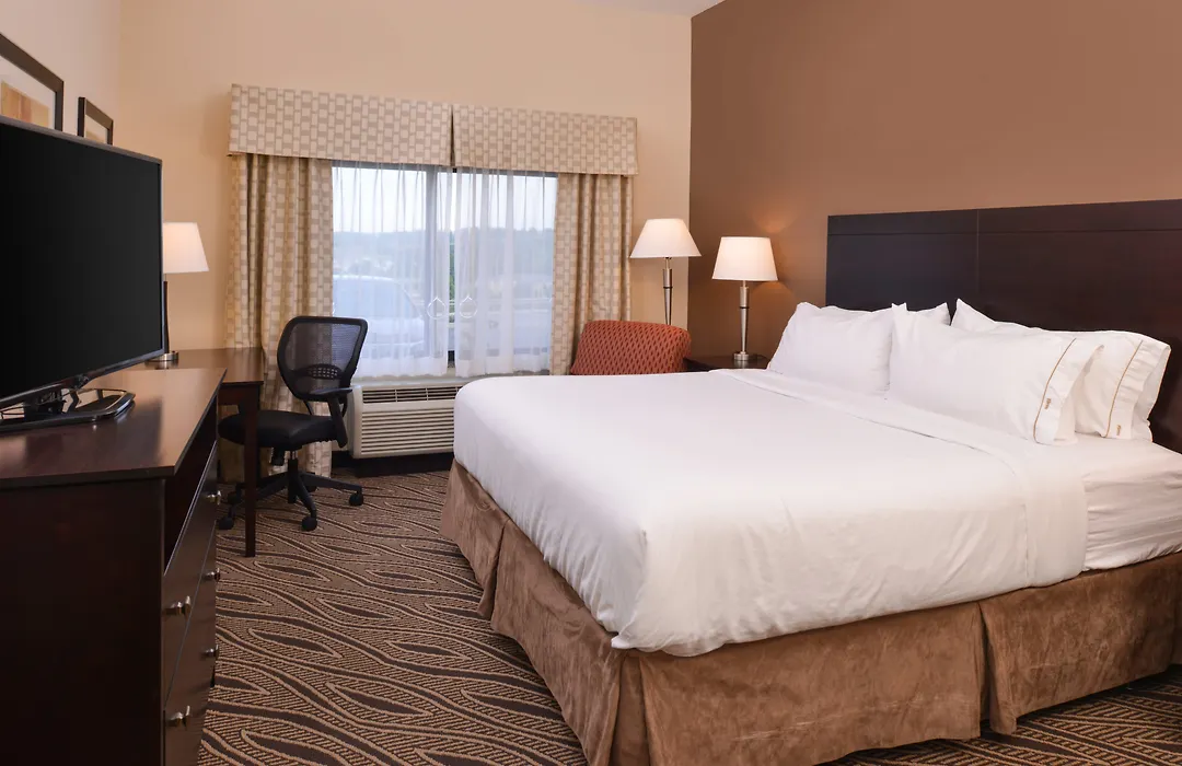 Holiday Inn Express & Suites Washington - Meadow Lands By Ihg-1