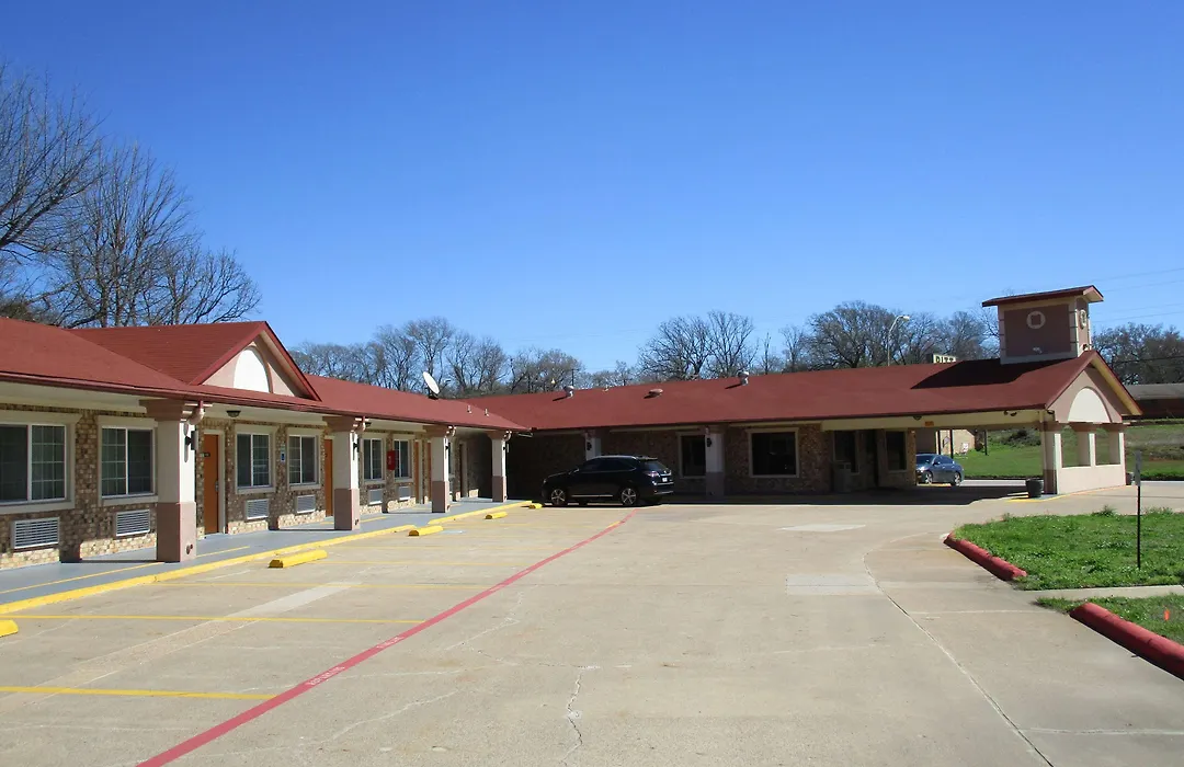 Best Western Palestine Inn-1