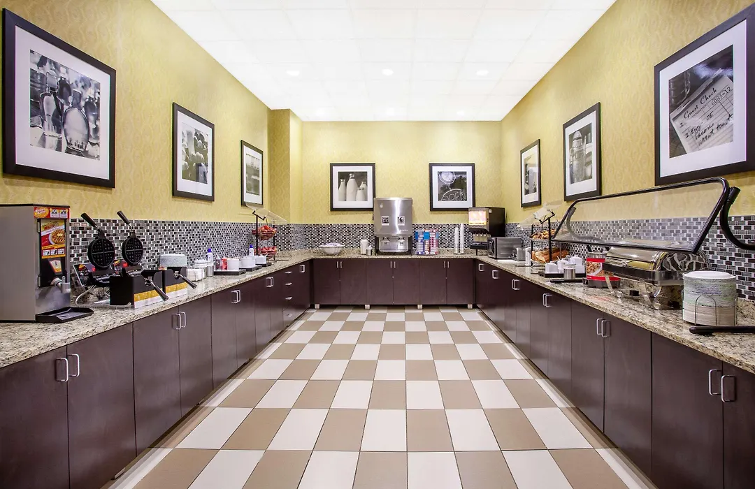 Ramada By Wyndham Orlando Florida Mall-1