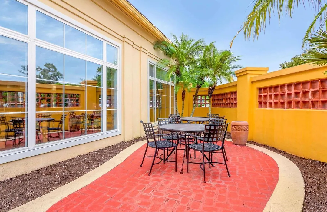 La Quinta By Wyndham Lakeland West-1
