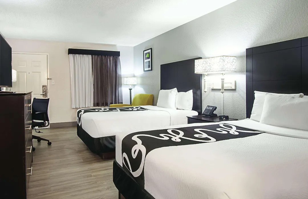 La Quinta Inn By Wyndham West Palm Beach - Florida Turnpike-1