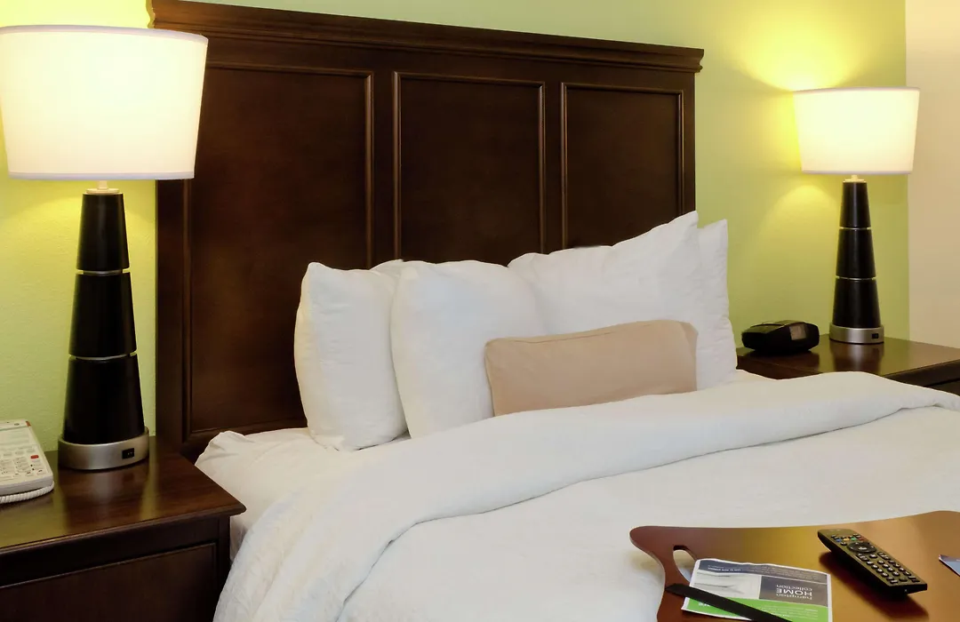 Hampton Inn & Suites Miami-Doral Dolphin Mall-1