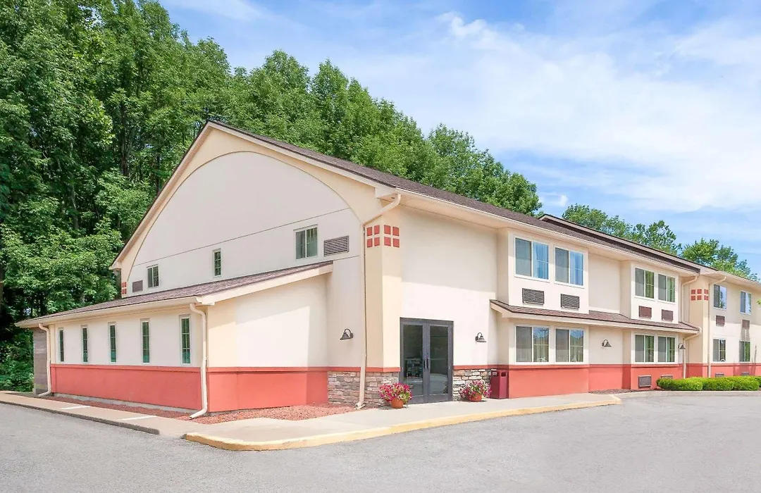 Super 8 By Wyndham Oneonta/Cooperstown-1