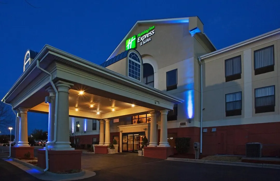 Holiday Inn Express Hotel & Suites Laurinburg By Ihg-1