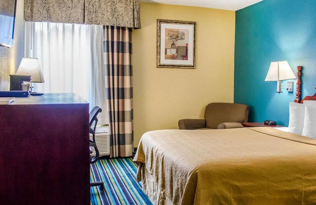 Quality Inn & Suites Medina - Akron West-1