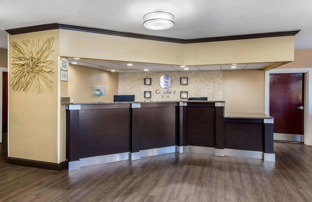 Comfort Inn Shelby-1