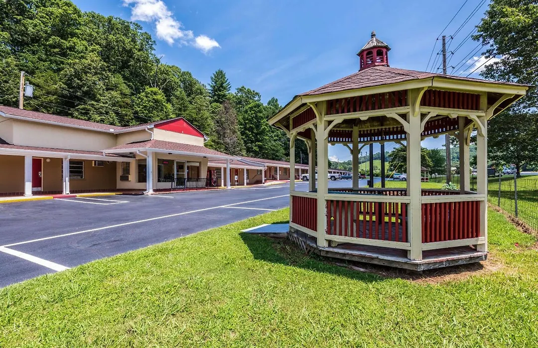 Americas Best Value Inn Franklin-1
