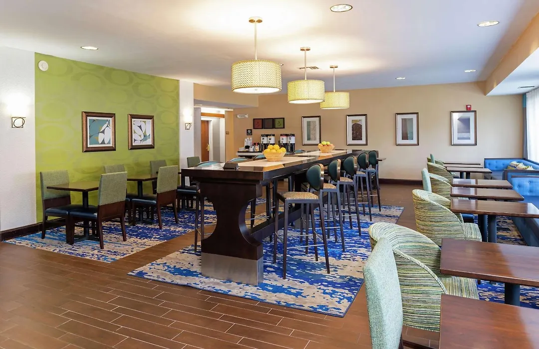 Hampton Inn East Lansing-1