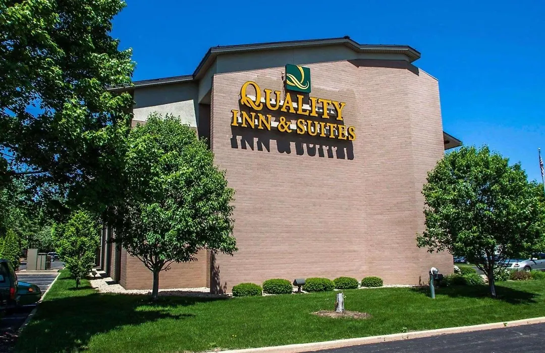Quality Inn & Suites Peoria North-1