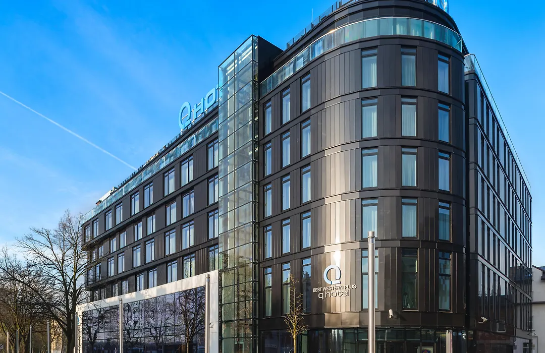 Q Hotel Plus Krakow-1