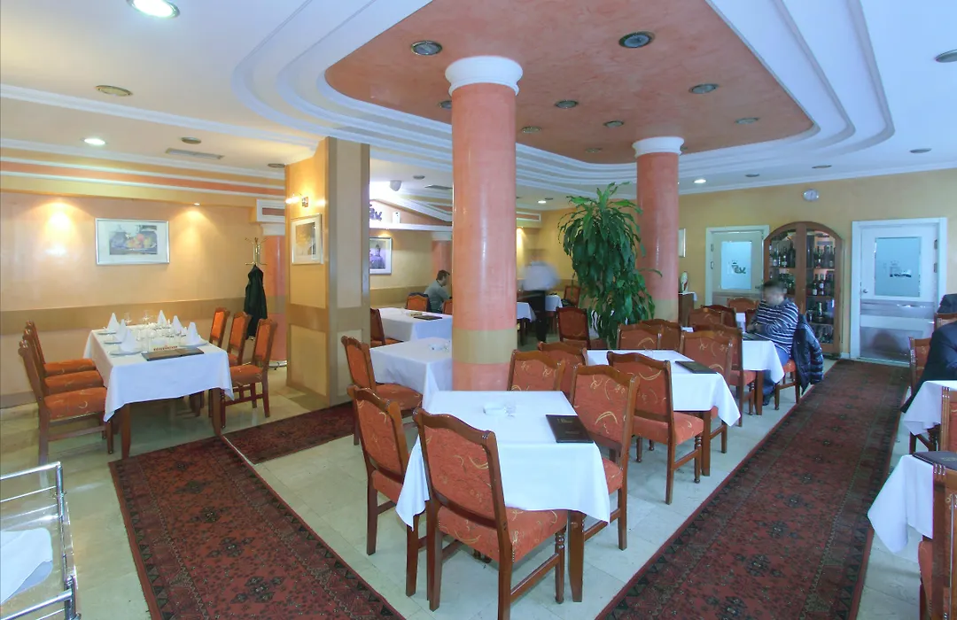 Hotel Rex-1